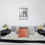Superapart Domaniewska 120 - Parking *