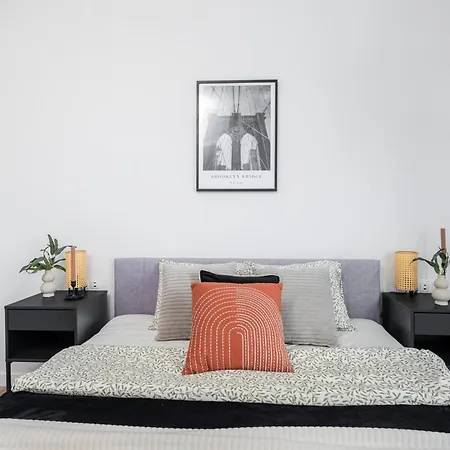 Superapart Modern Apartment With Balcony And Parking *